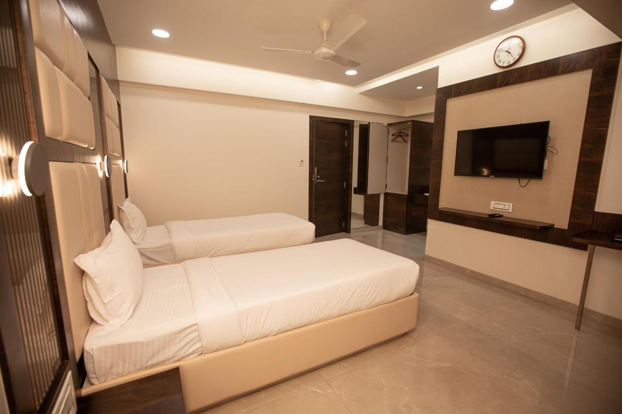 Hotel Naaz Executive — Fotos 1